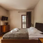 Sumi Potok Siedlisko Oda ve Kahvaltı 3*