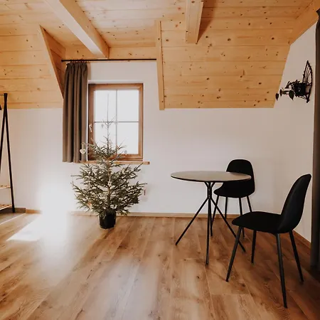 Bed and Breakfast Sumi Potok Siedlisko 3*